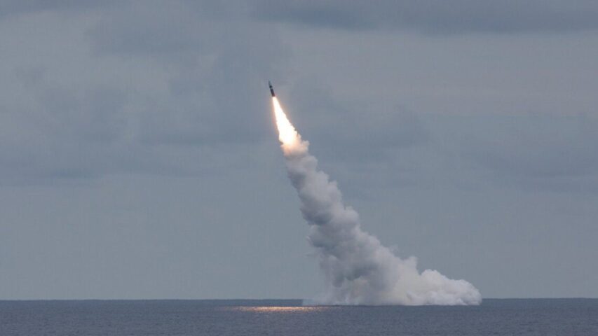 У Чорному морі перебувають три ворожі ракетні носії, сумарний залп 20 ракет