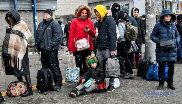 З неокупованих територій щодня евакуюються 700-800 людей, з тимчасово окупованої Василівки за добу виїхали 29 – очільник Запорізької ОВА