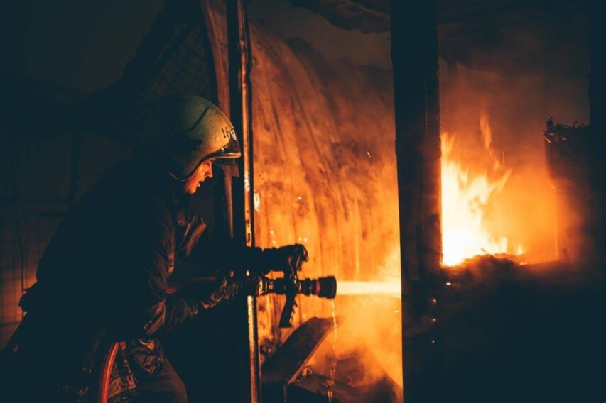 Майже 72 тисячі пожеж виникли в Україні від початку року, понад тисяча людей загинули 