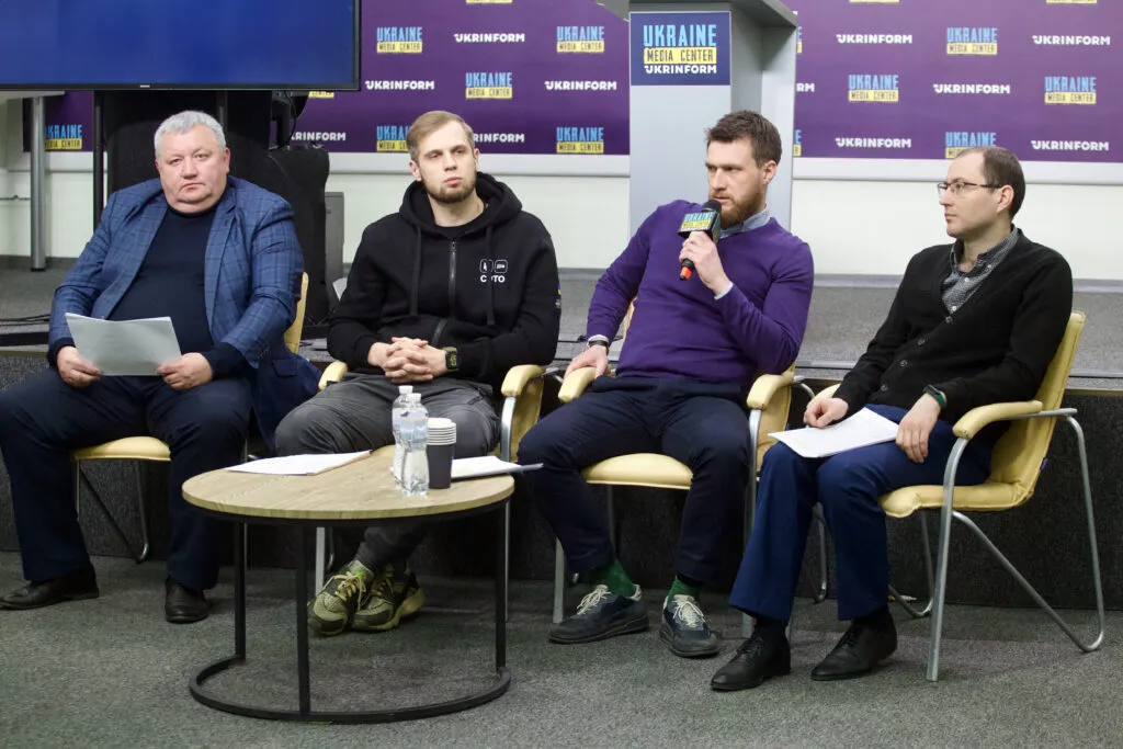 Denys Bashlyk: Despite the war, land reform is working, the land is ...