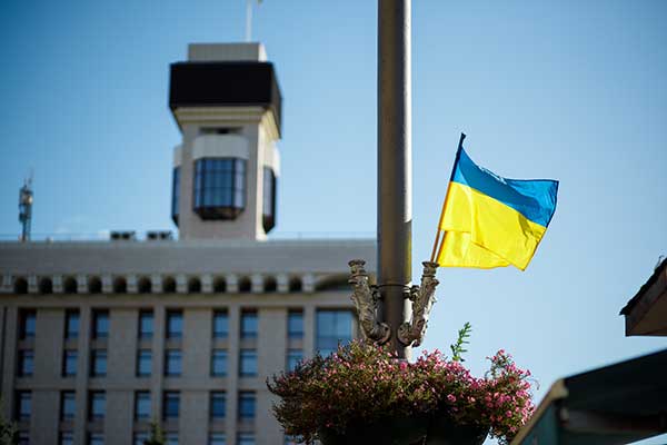 Multilingual News Digest on Ukraine's Situation